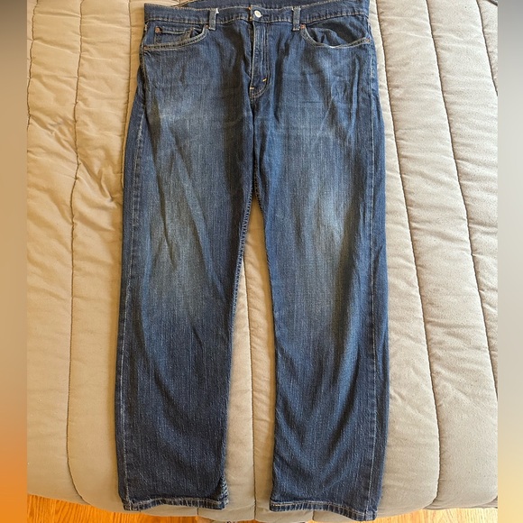 Men’s Levi’s 502 Jeans - Picture 2 of 3